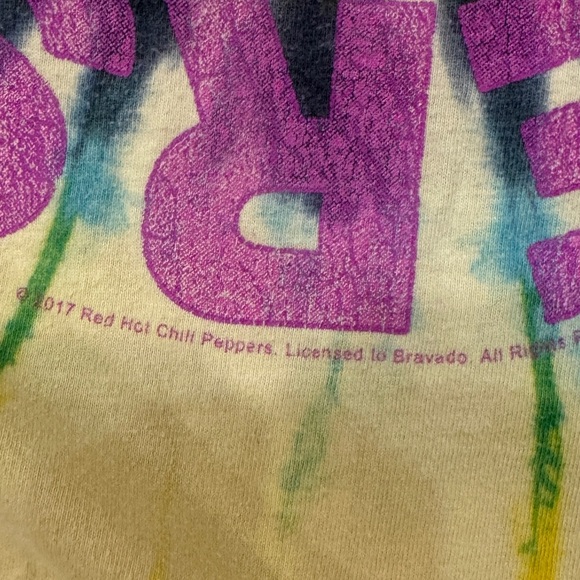 Men’s Bravado 2017 Large Red Hot Chilli Peppers Yellow Tie Dye shirt - Picture 2 of 7